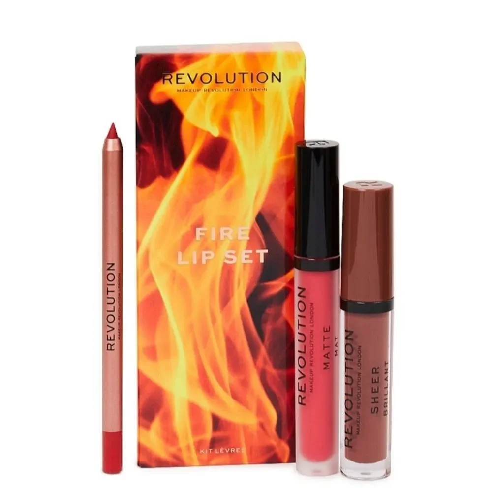Revolution Beauty Fire Lip‎ Set
